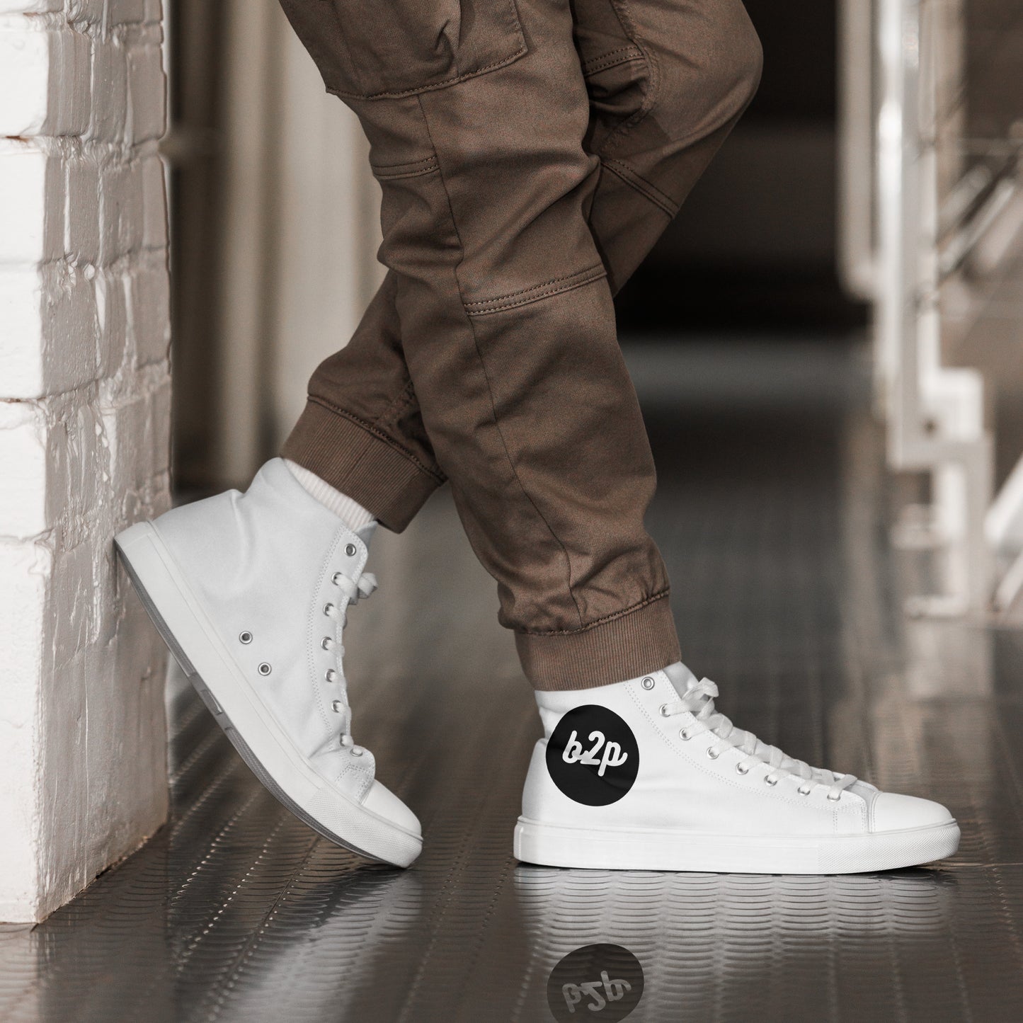 Men’s B2P high top canvas shoes